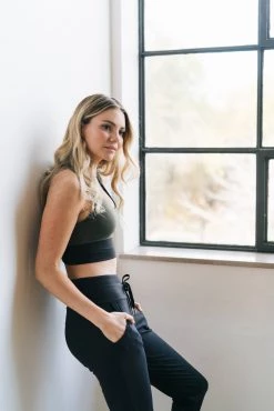 Maven Thread Bottoms Warmup Joggers - Black | MT LUXE