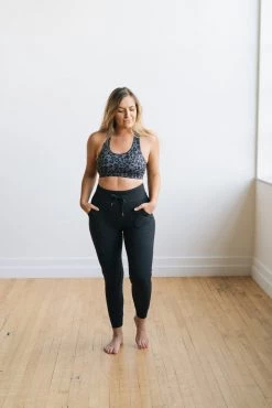 Maven Thread Bottoms Warmup Joggers - Black | MT LUXE