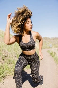 Maven Thread Inspire Leggings - Black W/Brown Leopard | MT SPORT Bottoms