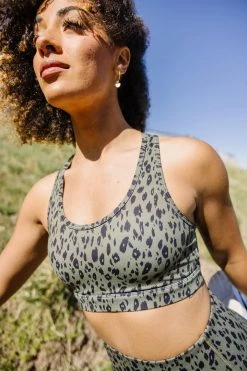 Maven Thread Courage Sports Bra - Green Leopard | MT SPORT Tops