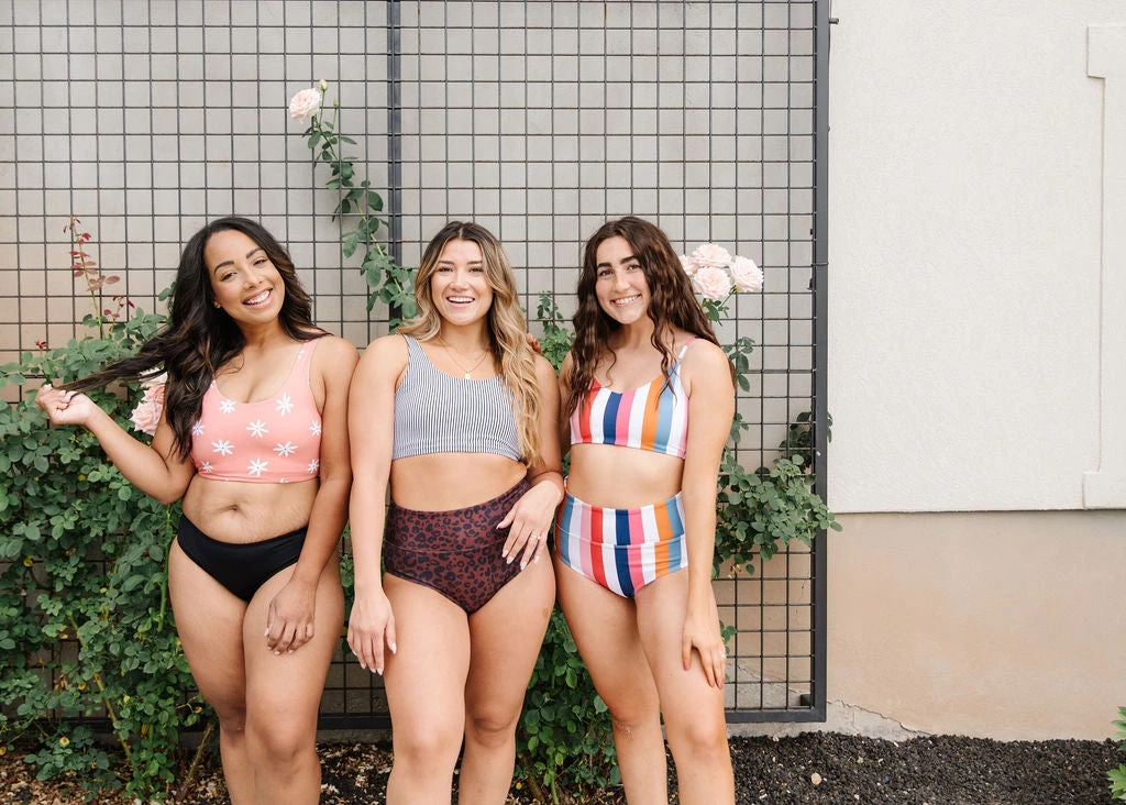 Maven Thread Oasis Bikini Top - B&W Stripe Swim 8 Maven Thread Oasis Bikini Top - B&W Stripe Swim