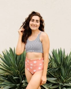 Maven Thread Oasis Bikini Top - B&W Stripe Swim 20 Maven Thread Oasis Bikini Top - B&W Stripe Swim