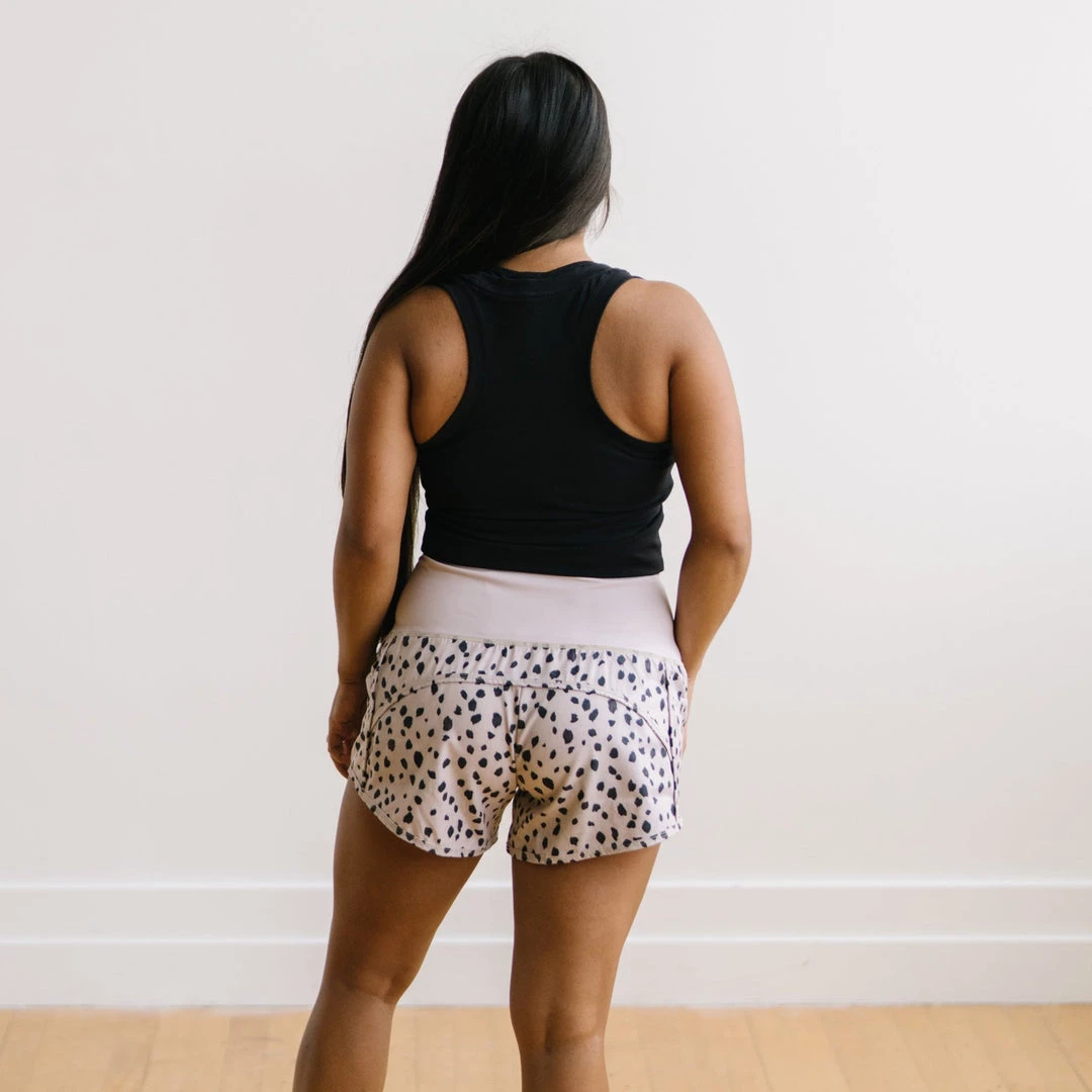 Maven Thread Tops Renew Crop Tank - Black | MT LUXE 6 Maven Thread Tops Renew Crop Tank - Black | MT LUXE