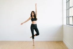 Maven Thread Capris - 20'' - Black Dots | MT SPORT 14 Maven Thread Capris - 20'' - Black Dots | MT SPORT