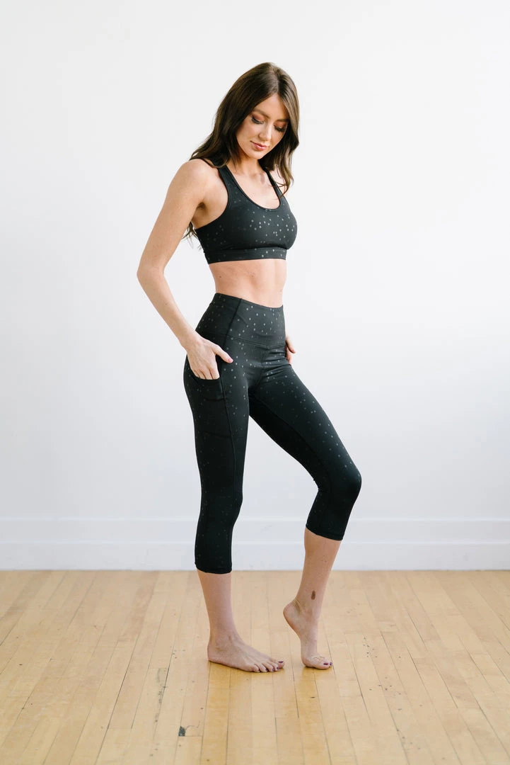 Maven Thread Capris - 20'' - Black Dots | MT SPORT 5 Maven Thread Capris - 20'' - Black Dots | MT SPORT