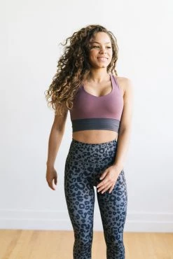 Maven Thread Inspire Leggings - Gray Leopard | MT SPORT 19 Maven Thread Inspire Leggings - Gray Leopard | MT SPORT