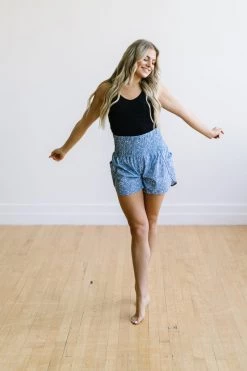 Maven Thread Trainer Shorts - Blue Floral Bottoms