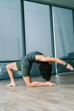 Maven Thread Breathe Tank - Grey Leopard Tops