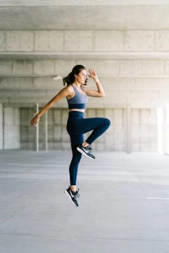 Maven Thread Focus Leggings - Navy | MT LUXE Bottoms