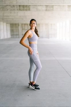 Maven Thread Inspire Leggings - B&W Stripe | MT SPORT Bottoms