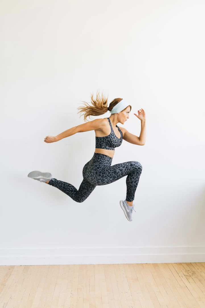 Maven Thread Inspire Leggings - Gray Leopard | MT SPORT 9 Maven Thread Inspire Leggings - Gray Leopard | MT SPORT