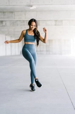 Maven Thread Fearless Sports Bra - Blue Spruce | MT SCULPT 17 Maven Thread Fearless Sports Bra - Blue Spruce | MT SCULPT