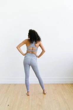 Maven Thread Inspire Leggings - B&W Stripe | MT SPORT Bottoms