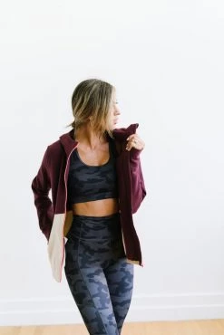 Maven Thread Tops Power Sports Bra - Black Camo | MT SPORT