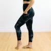 Maven Thread Bottoms Focus Leggings - Black Tie Dye | MT LUXE