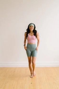 Maven Thread Tops Crop Tank Sports Bra - Orchid | MT LUXE