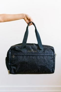 Maven Thread Bags On The Go Duffel - Grey Leopard