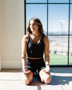 Maven Thread Tops Crop Tank Sports Bra - Black | MT LUXE