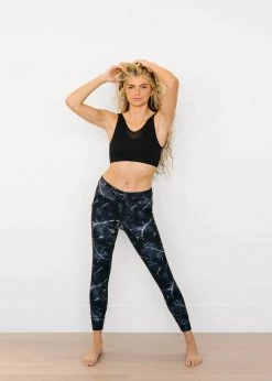 Maven Thread Mesh V-Neck Sports Bra - Black | MT SPORT