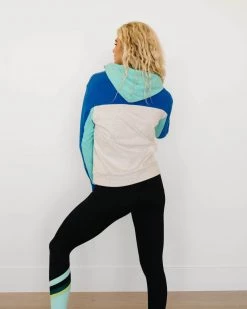 Maven Thread Tops Sport Pullover - Electric Blue
