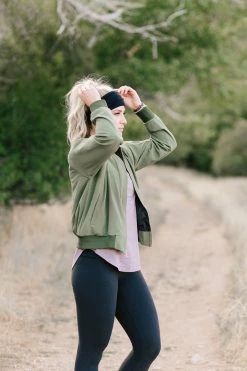 Maven Thread BLACK BASICS - 4'' Headband 4