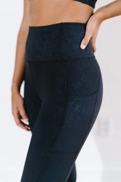 Maven Thread Inspire Leggings - Black Snakeskin | MT SPORT Bottoms