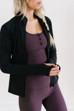 Maven Thread Running Jacket - Black