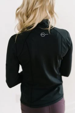 Maven Thread Running Jacket - Black