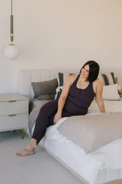 Maven Thread Inspire Leggings - Eggplant Ribbed