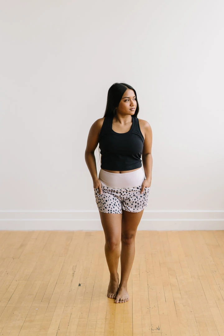 Maven Thread Elite Shorts - 3.5'' - Dalmatian Bottoms 8 Maven Thread Elite Shorts - 3.5'' - Dalmatian Bottoms