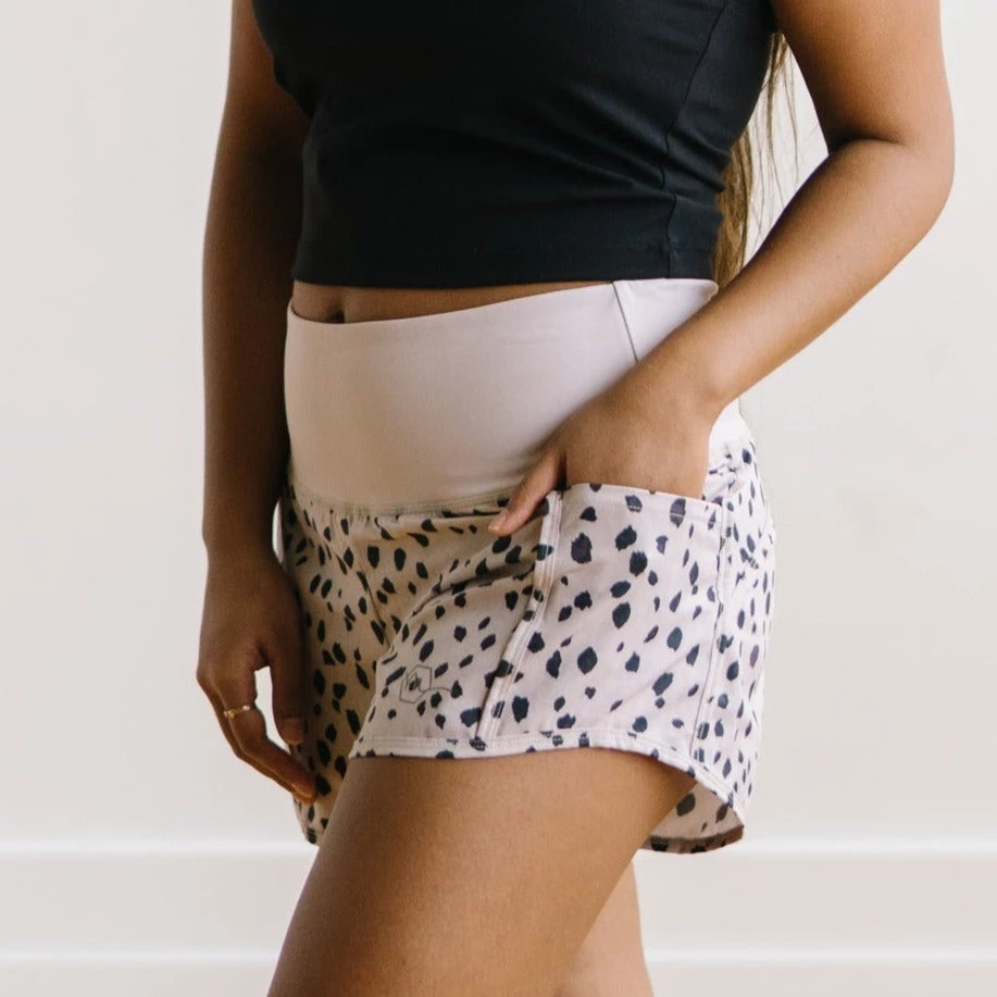 Maven Thread Elite Shorts - 3.5'' - Dalmatian Bottoms 3 Maven Thread Elite Shorts - 3.5'' - Dalmatian Bottoms