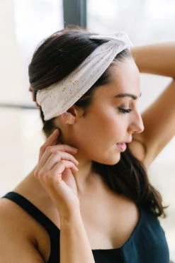 Maven Thread Gold Foil - 4'' Bow Headband Single