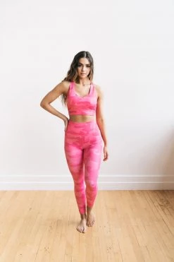 Maven Thread Criss Cross Sports Bra - Pink Camo | MT SPORT Tops