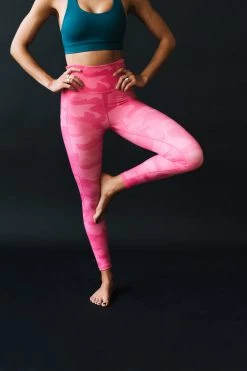 Maven Thread Inspire Leggings - Pink Camo | MT SPORT