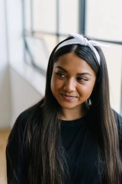 Maven Thread Gold Foil - 4'' Bow Headband Single