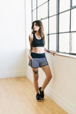 Maven Thread Elite Shorts - 3.5'' - B&W Stripes Bottoms