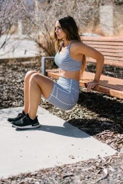 Maven Thread Power Sports Bra - B&W Stripe | MT SPORT