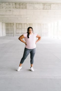 Maven Thread Bottoms Capris - 20'' - Grey Leopard | MT SPORT 19 Maven Thread Bottoms Capris - 20'' - Grey Leopard | MT SPORT