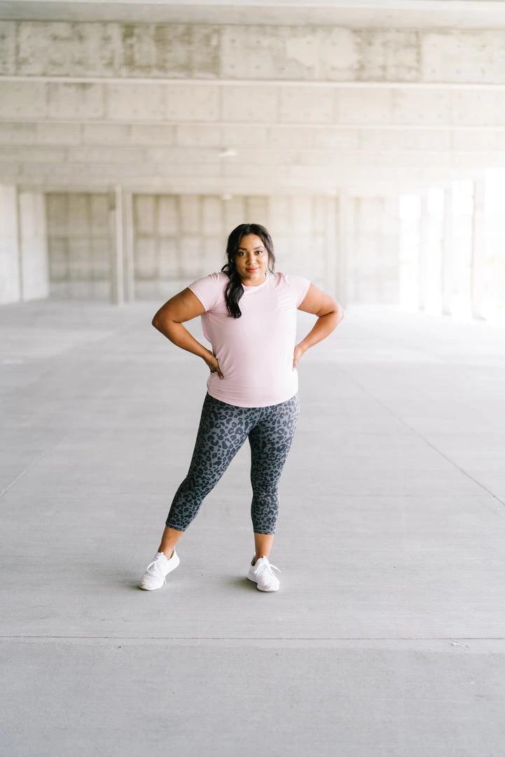 Maven Thread Bottoms Capris - 20'' - Grey Leopard | MT SPORT 10 Maven Thread Bottoms Capris - 20'' - Grey Leopard | MT SPORT