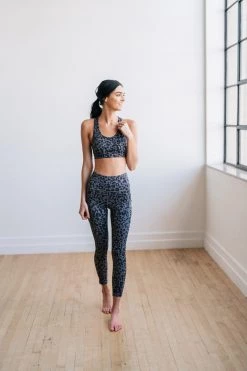 Maven Thread Inspire Leggings - Gray Leopard | MT SPORT 15 Maven Thread Inspire Leggings - Gray Leopard | MT SPORT