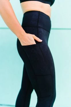 Maven Thread Inspire Leggings - Black Snakeskin | MT SPORT Bottoms