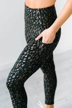 Maven Thread Inspire Leggings - Black W/Brown Leopard | MT SPORT Bottoms