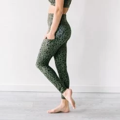 Maven Thread Inspire Leggings - Green Leopard | MT SPORT Bottoms