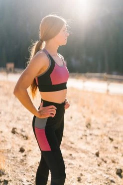 Maven Thread Flex Sports Bra - Berry Colorblock | MT SPORT Tops